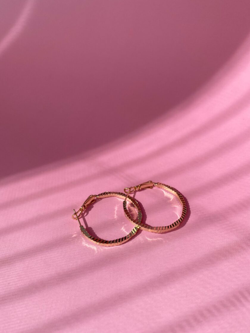 VIP 14k Gold Tırtıklı Halka Küpe (30mm) - Görsel 3