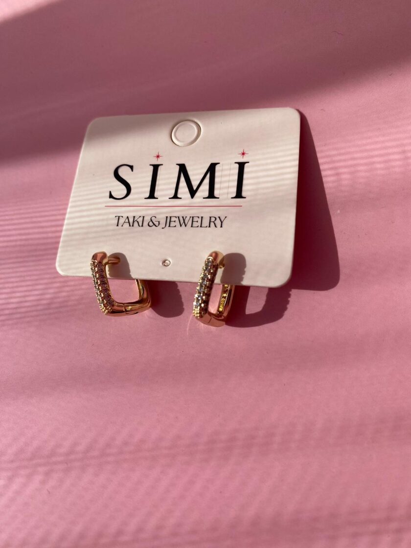 VIP Dikdörtgen Model Taşlı Mini Küpe