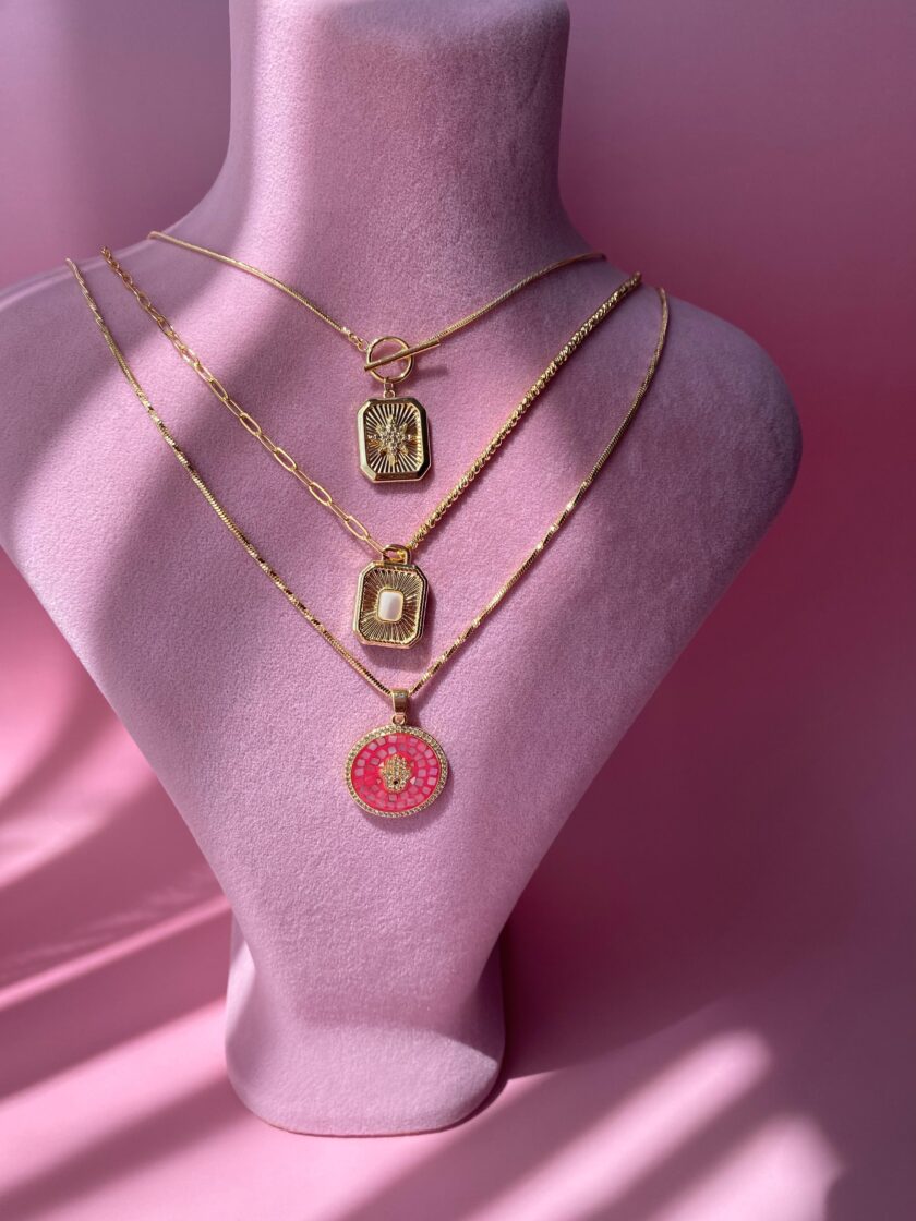 VIP Fatma'nın Eli Pembe Charm - Görsel 4