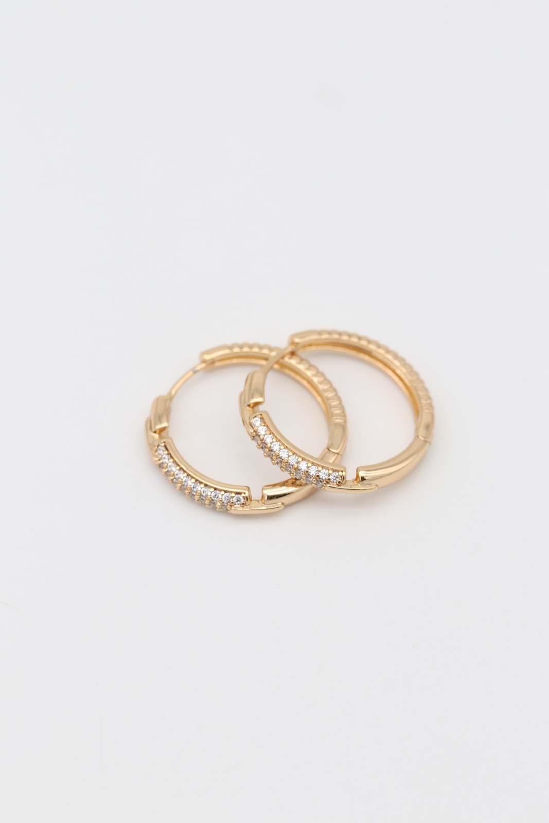 VIP Yarım Taşlı Halka Küpe (25mm)