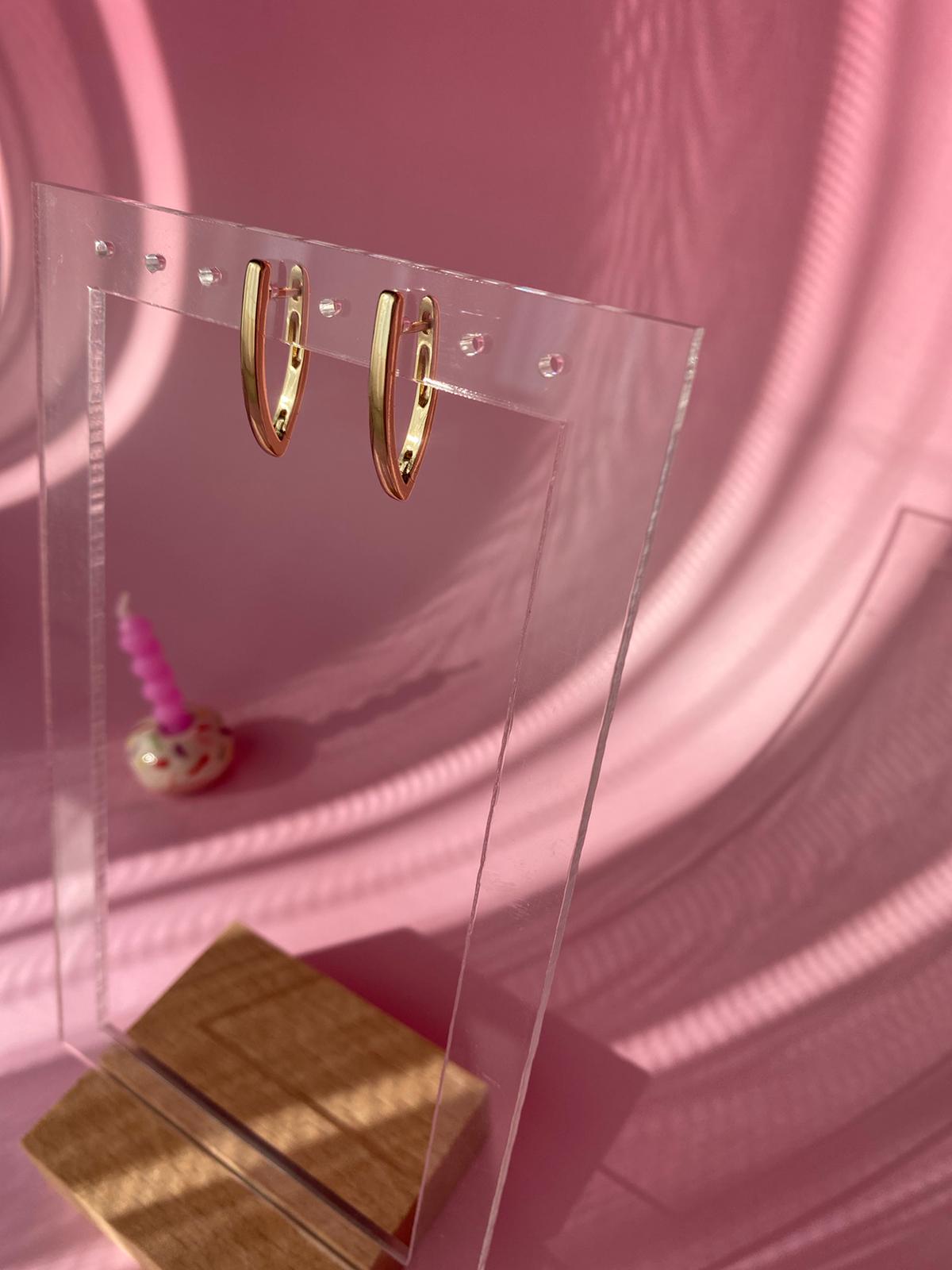 VIP V Oval Model Küpe - Görsel 2