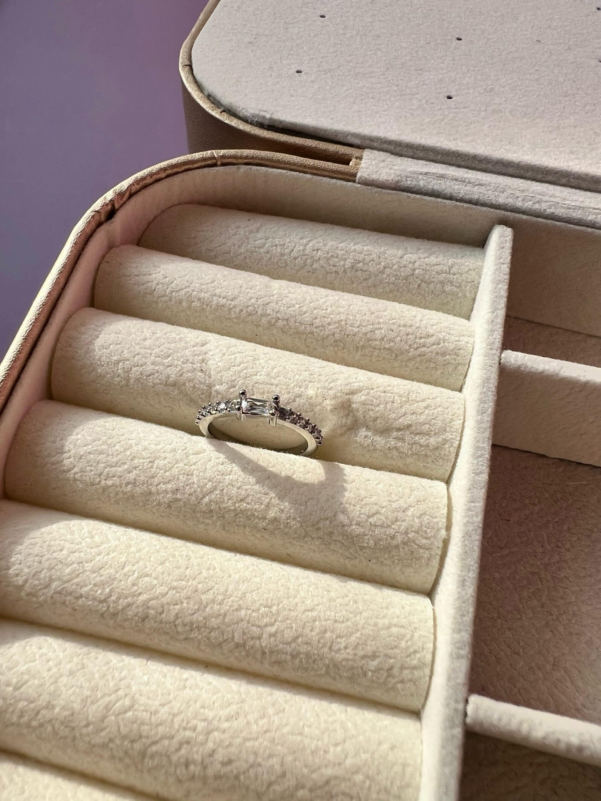 Çelik Taşlı Serçe Parmak Yüzük - Görsel 6