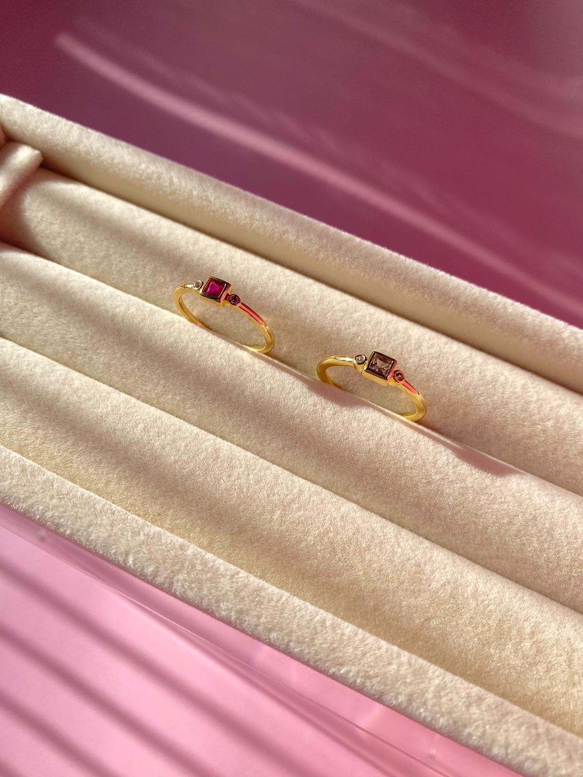 Minik Kare Renkli Taşlı Ayarlanabilir Yüzük - Görsel 4