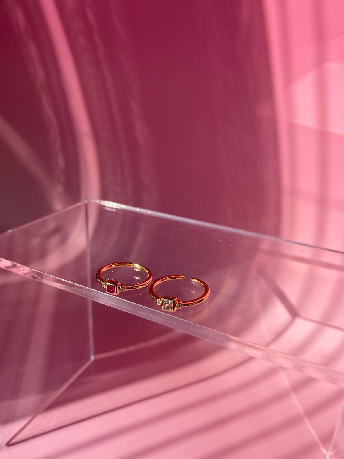 Minik Kare Renkli Taşlı Ayarlanabilir Yüzük