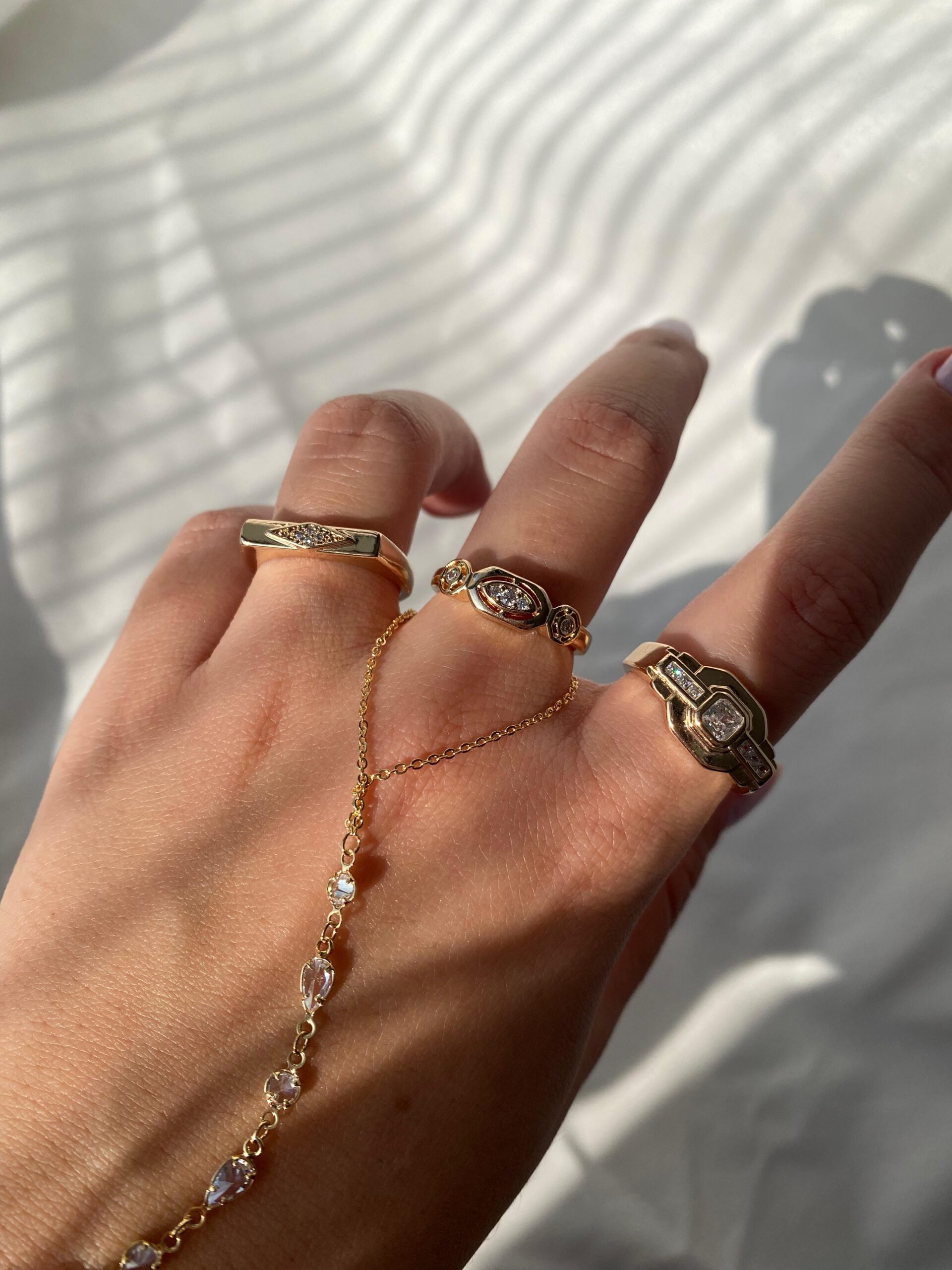 ÇELİK Gold Taşlı Zincir Ayarlanabilir Yüzük - Görsel 2