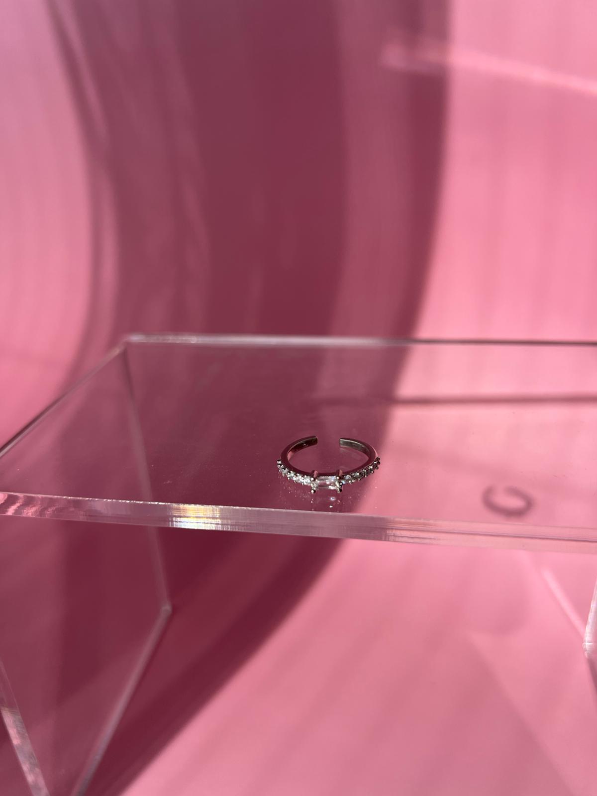 Çelik Taşlı Serçe Parmak Yüzük