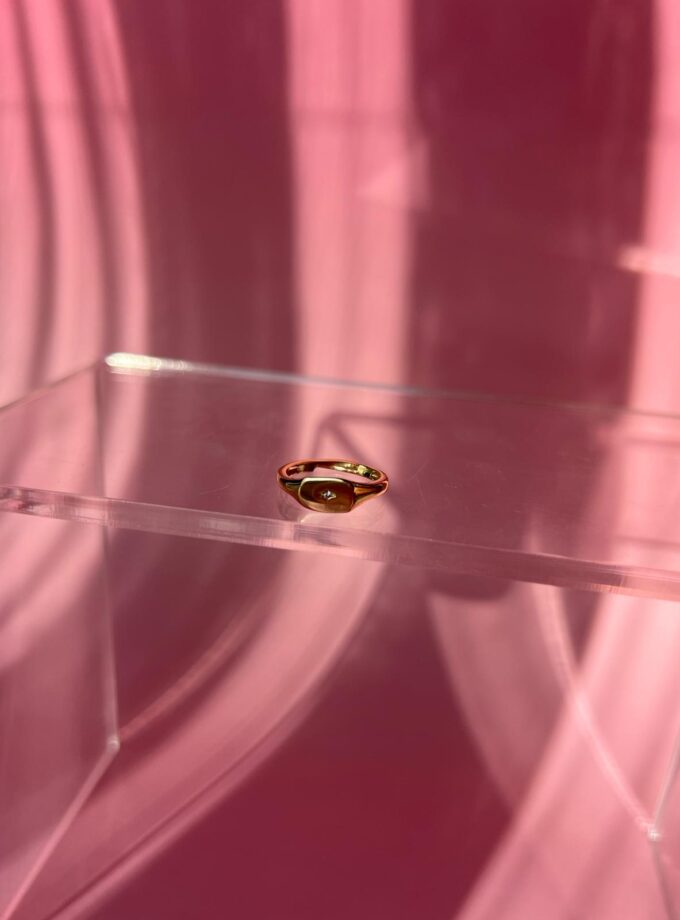 Çelik Taşlı Gold Serçe Parmak Yüzük