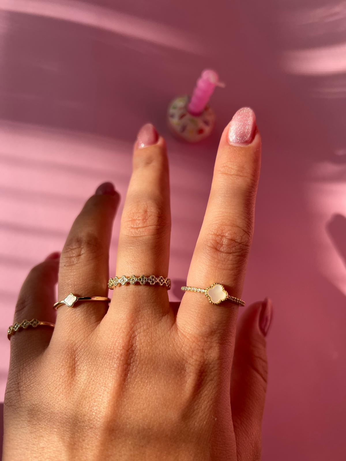 Çelik Beyaz Yonca Yüzük - Görsel 2