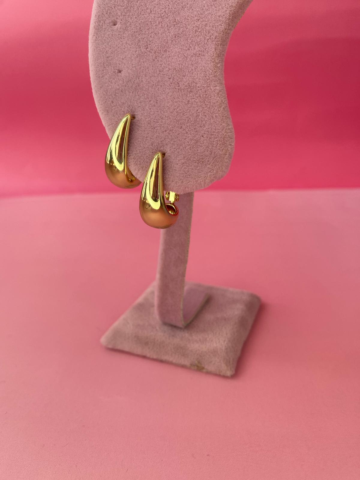 VIP Gold Damla Model Küpe - Görsel 4