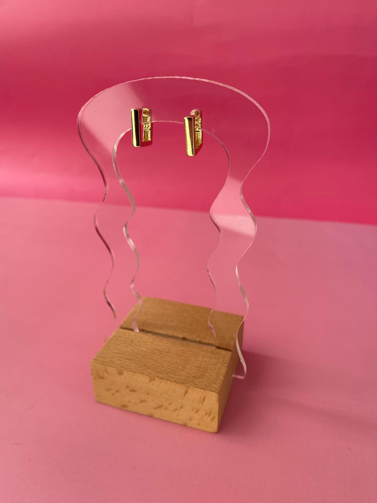 VIP Minik Boy Gold Kare Küpe - Görsel 5