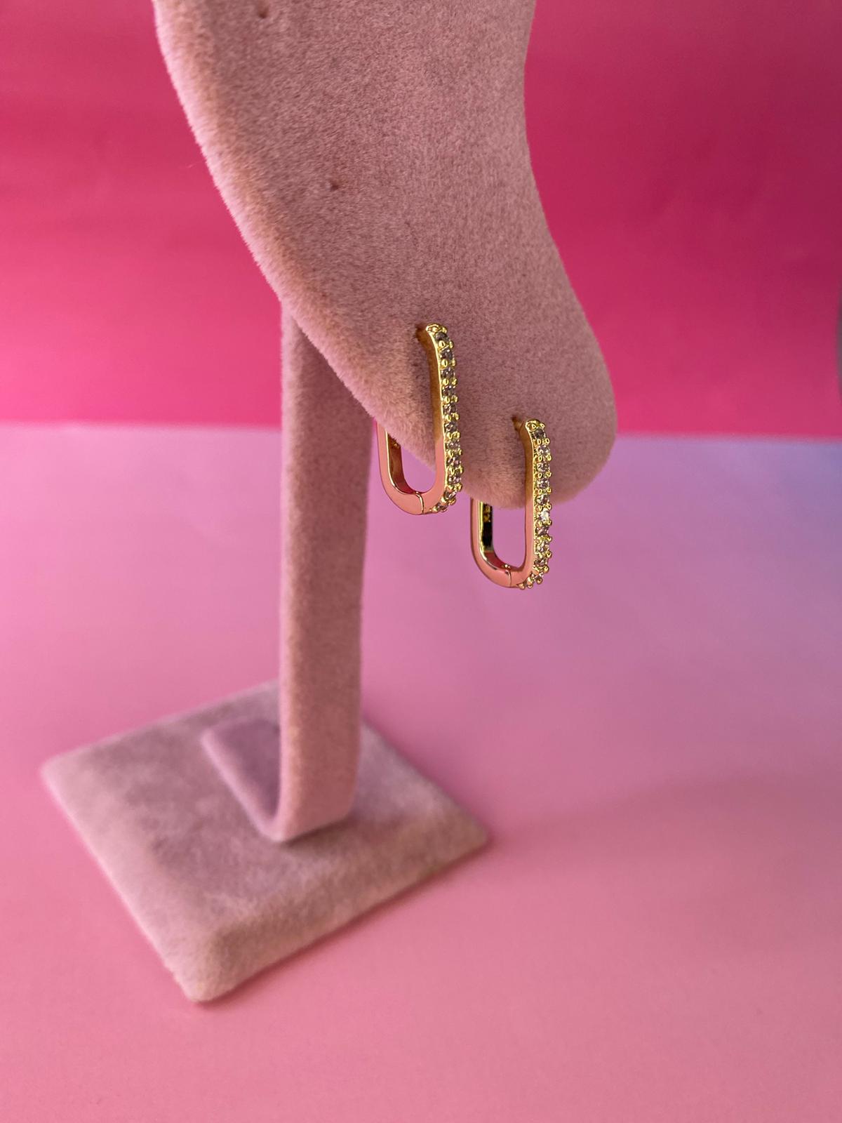 VIP Oval Taşlı Küpe - Görsel 6