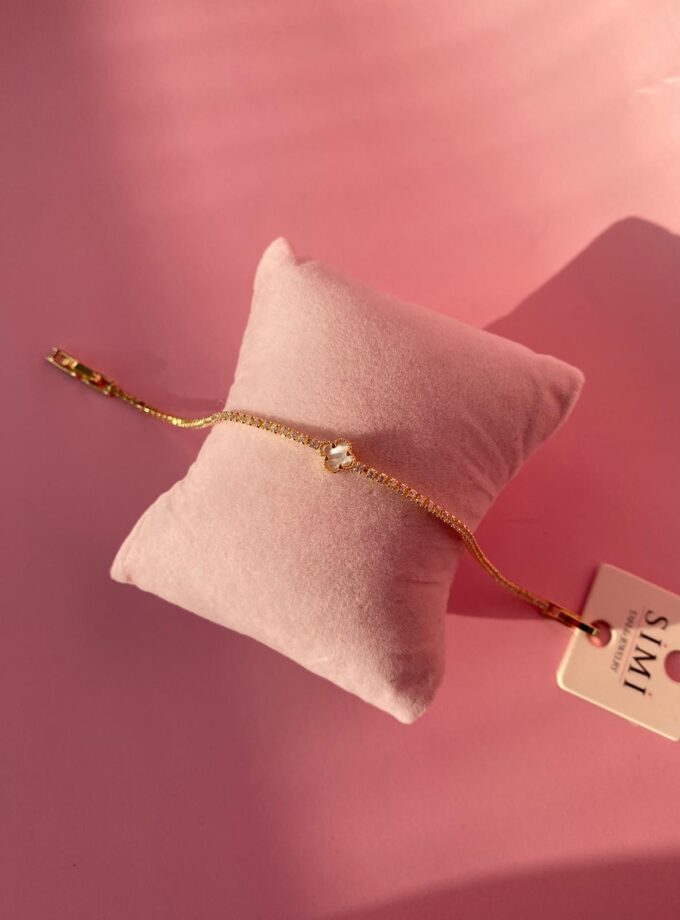 Beyaz Renkli Yonca İnce Su Yolu Bileklik