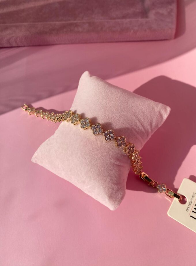 Premium Seri Kalın Model Taşlı Yonca Bileklik