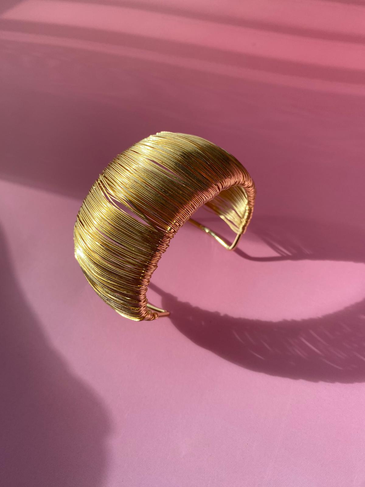 Gold Kalın Tel Model Kelepçe - Görsel 5