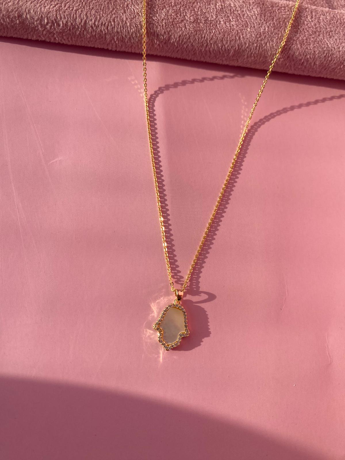 VIP Fatma'nın Eli Kolye - Görsel 3