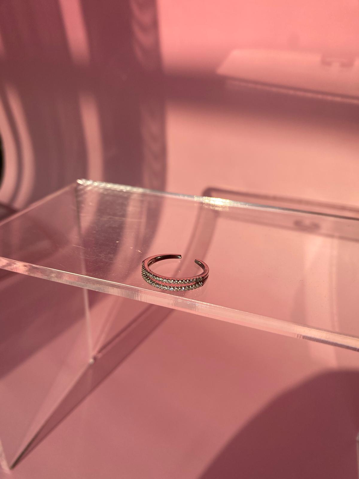 Çelik Sıralı Taşlı Yüzük - Görsel 3