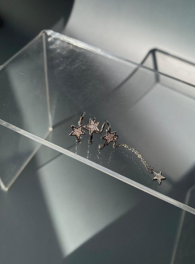 Silver Sallantılı Yıldızlı Earcuff