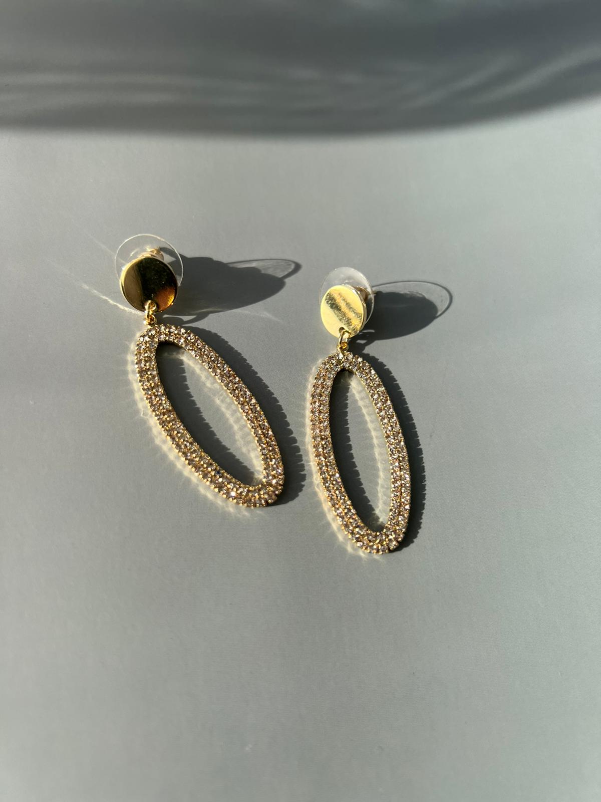 Taşlı Gold Sallantılı Büyük Küpe - Görsel 3