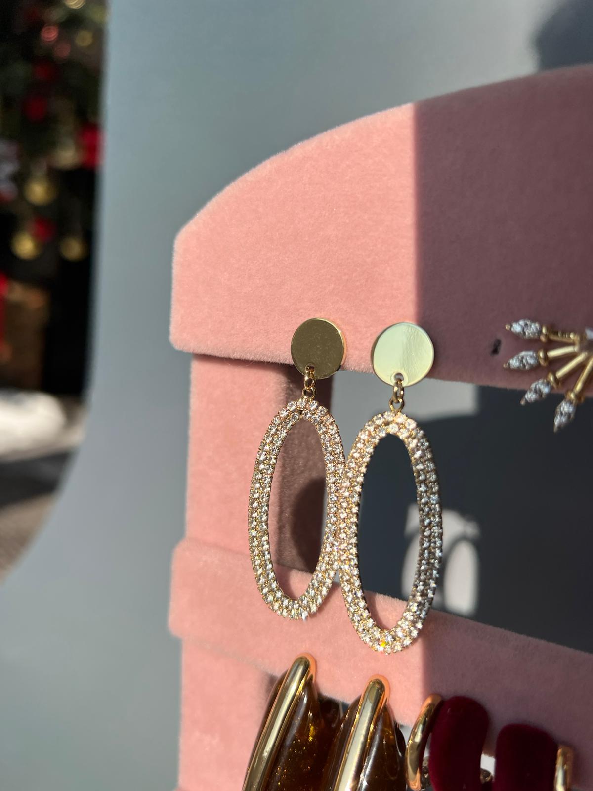 Taşlı Gold Sallantılı Büyük Küpe - Görsel 4